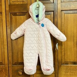 Carter’s Pink Hooded Snowsuit Full Front Zipper 6-9 Months NWT